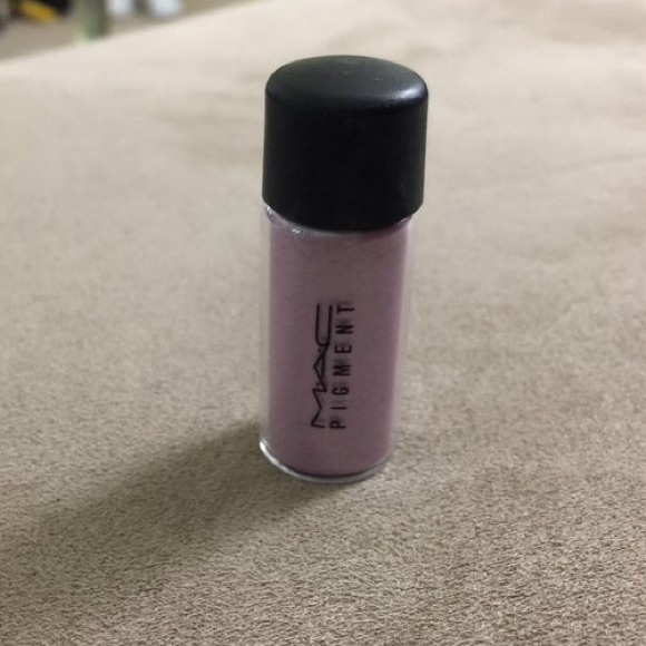 Mac pigment