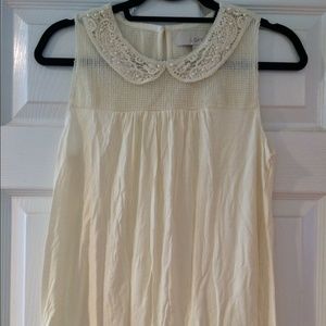 Peter Pan collar white top