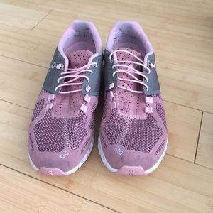 Cloud Running Sneaker