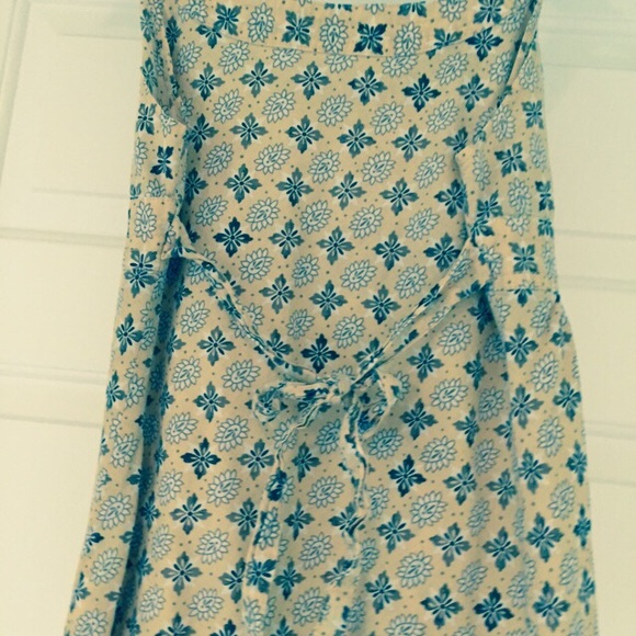 Top - Picture 2 of 2