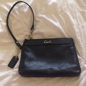 Black leather Coach Wristlet 💗