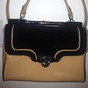 Elaine Turner phoebe crossbody