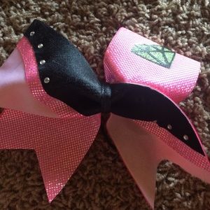 cheer bow