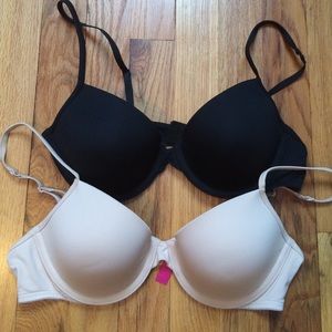 VS PINK T-Shirt Demi Bras