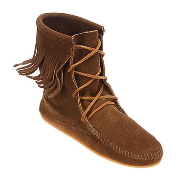 Brand new Minnetonka ankle boots. Size 8