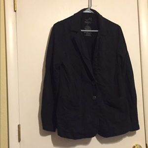 Black button up blazer