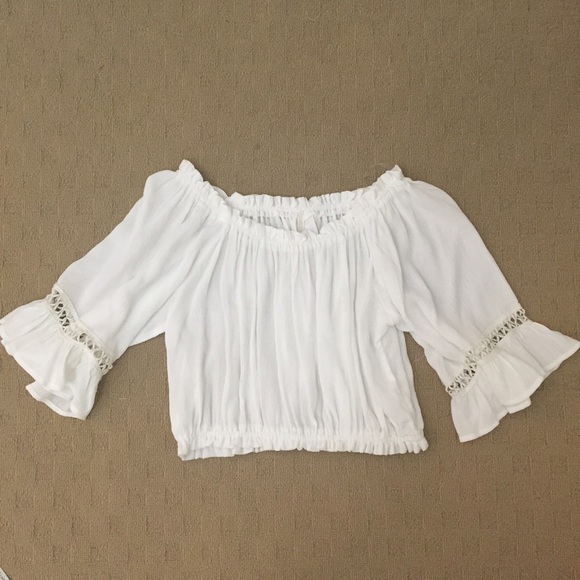 LF Tops - LF Off The Shoulder White Top *NEW*