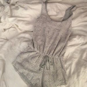 LIGHT GRAY ROMPER