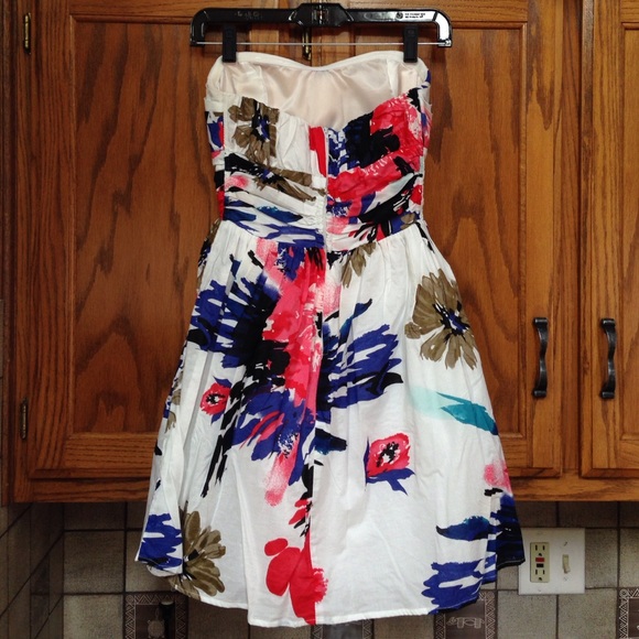 Color Splash Strapless Dress - Picture 3 of 4
