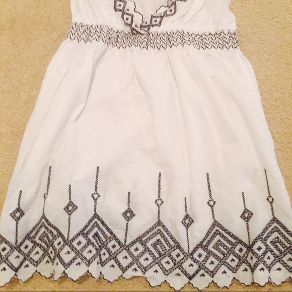 Halter top - Picture 2 of 2