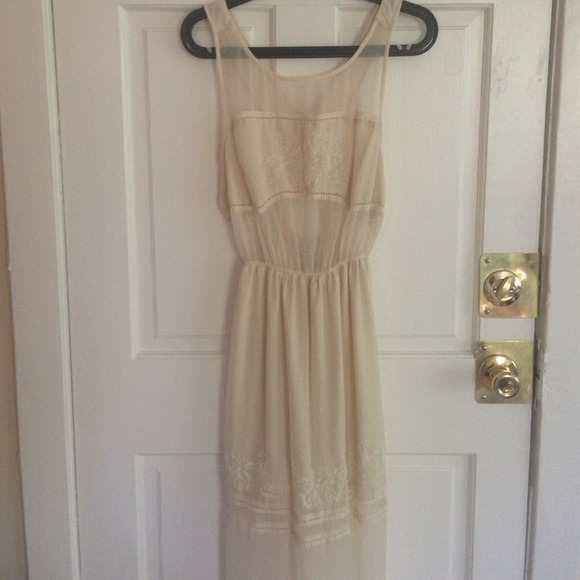 Embroidered Maxi Dress - Picture 1 of 4