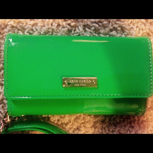 Kate spade wristlet