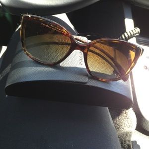 Authentic PRADA sunglasses!