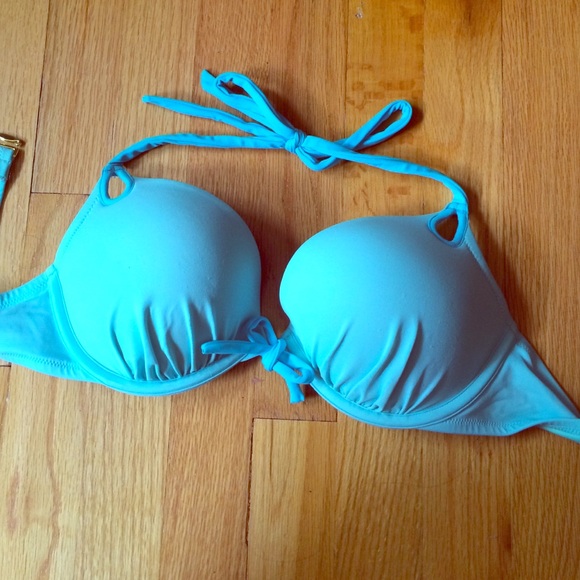 Victoria Secret teardrop push-up bathing suit top