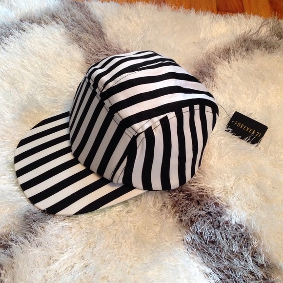 Forever 21 Hat / Baseball Cap