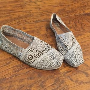 Gray Lace TOMS
