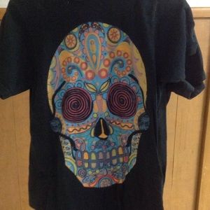 Earthbound skull shirt