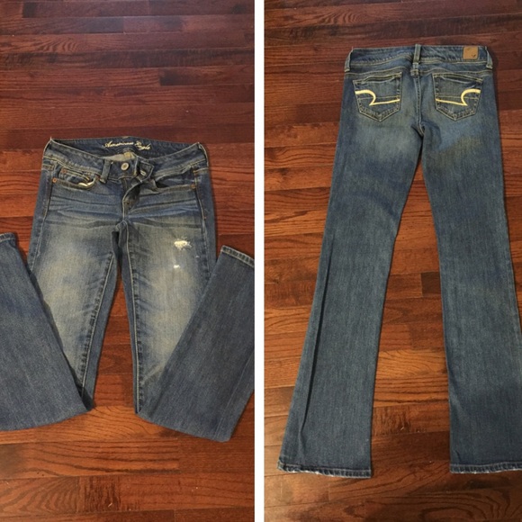 ❌SOLD❌👖American Eagle Jeans. Size 0 Reg. - Picture 2 of 3