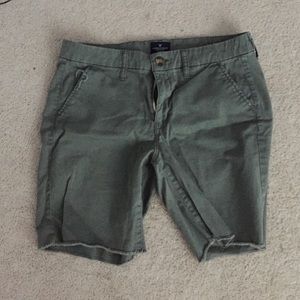 Army green Boyfriend shorts