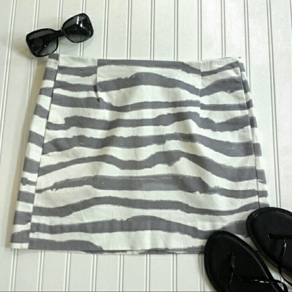 SOLD IN BUNDLE: J. CREW Vintage Striped Mini Skirt - Picture 4 of 4