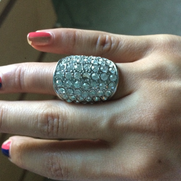 Rhinestone ring - Picture 3 of 3