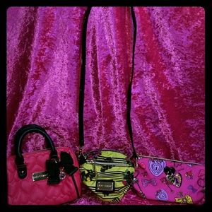 Yellow Betsey Johnson crossbody purse! NWOT
