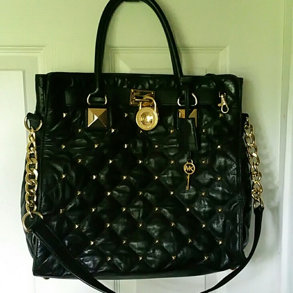 💜SOLD💜Michael Kors Quilted Bag