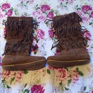 Fringe boots size 6
