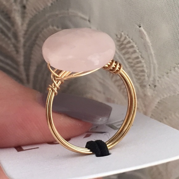 Jewelry - Opaque Pink Wire Wrap Ring