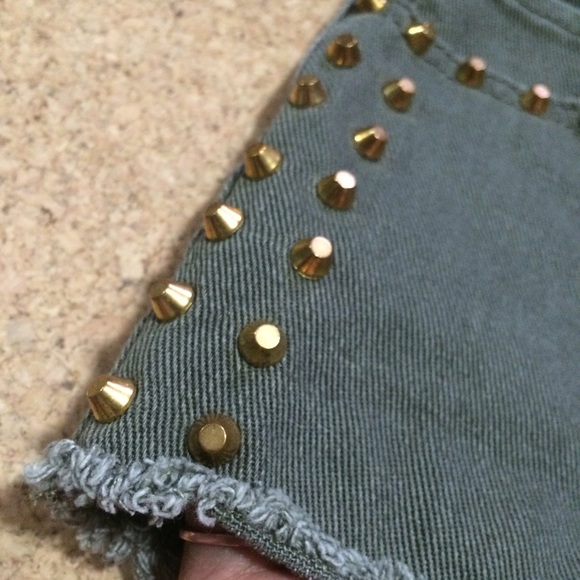 Studded Midrise Forever21 Shorts - Picture 2 of 4