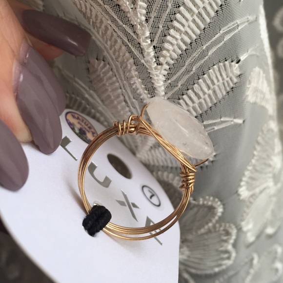 Opaque White Wire Wrap Ring - Picture 4 of 4