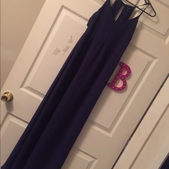 Thin long dress