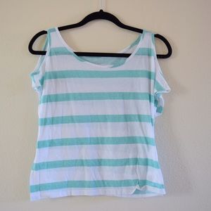 Shoulder exposed summer shirt