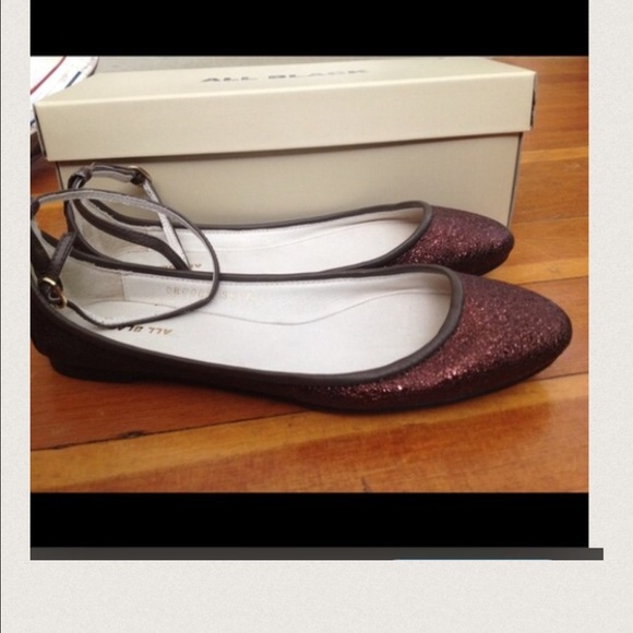 🔱SOLD🔱Anthropologie bronze skimmer flats - Picture 2 of 3