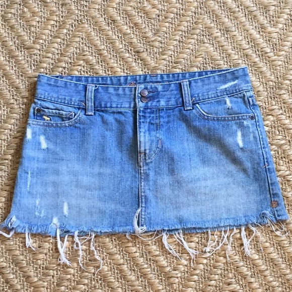 🐝SOLD🐝 Abercrombie and Fitch Denim Skirt