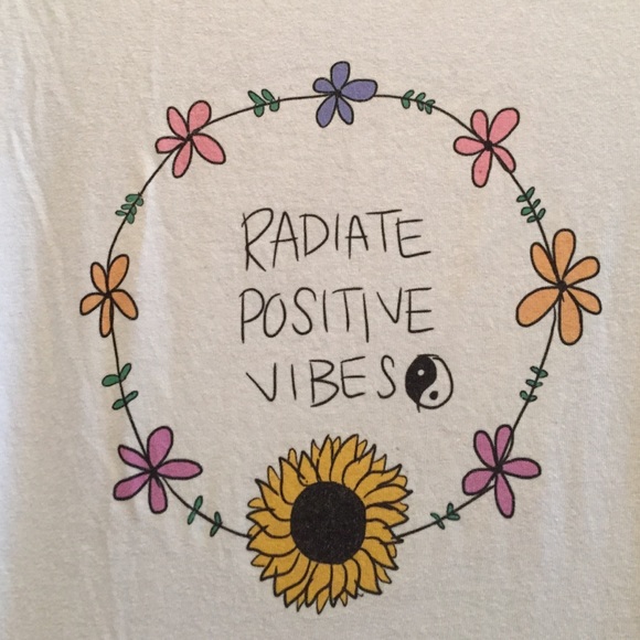 Graphic Muscle Shirt - Picture 2 of 2