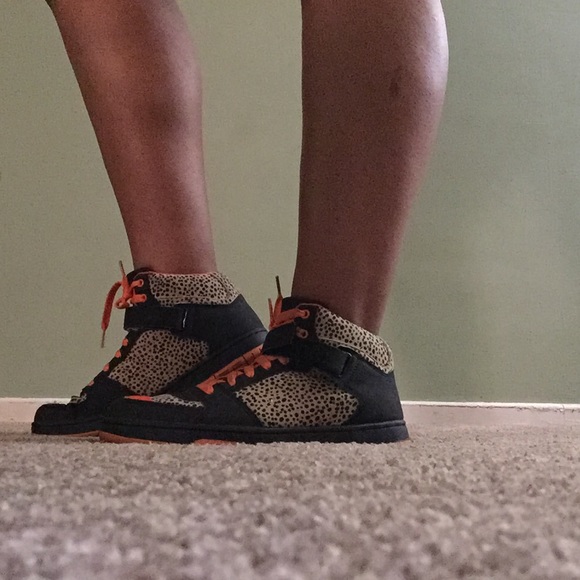 Deena & Ozzy Orange black and leopard shoes