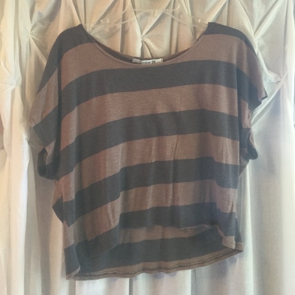 striped top