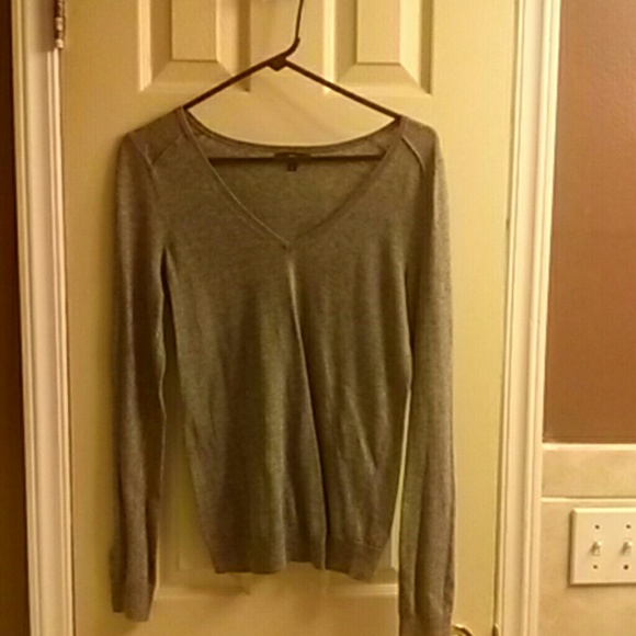 GAP sweater