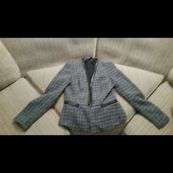 Blazer - Picture 1 of 2