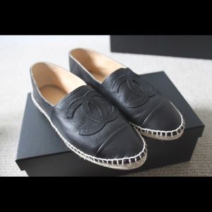 LOOKING FOR THESE, please lmk if you're selling!