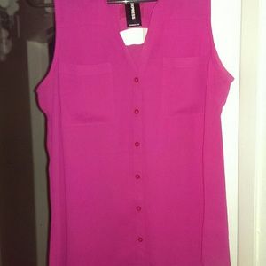 NWT pink button up tank top