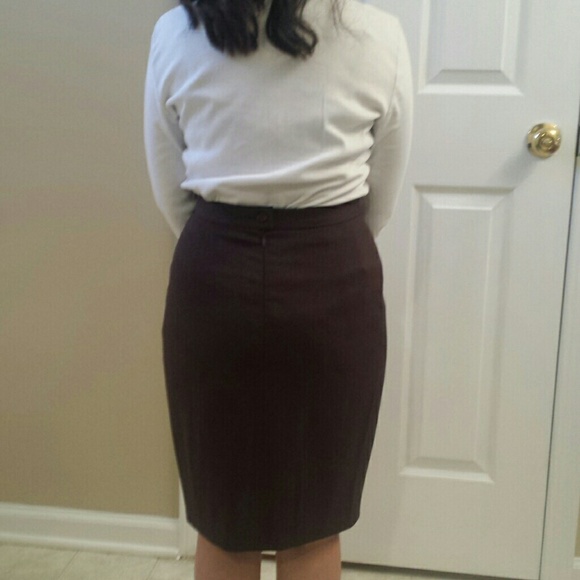 ♻️DONATED♻️Escada Margaretha Ley Pencil Skirt - Picture 2 of 3