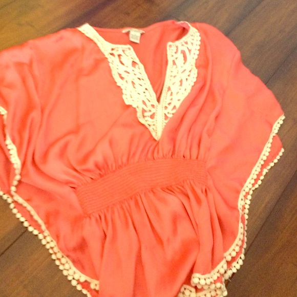 Fun blouse