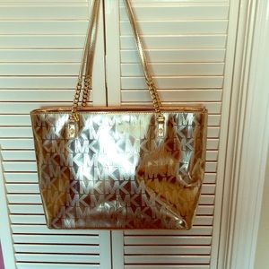 Trade for mrbownswify