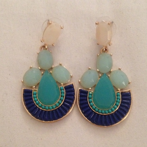 Myntbox Drop Earrings