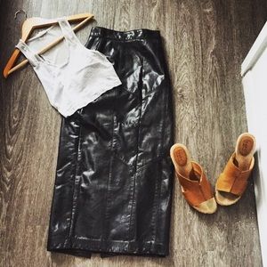 BEAUTIFUL Sexy Leather Skirt😍