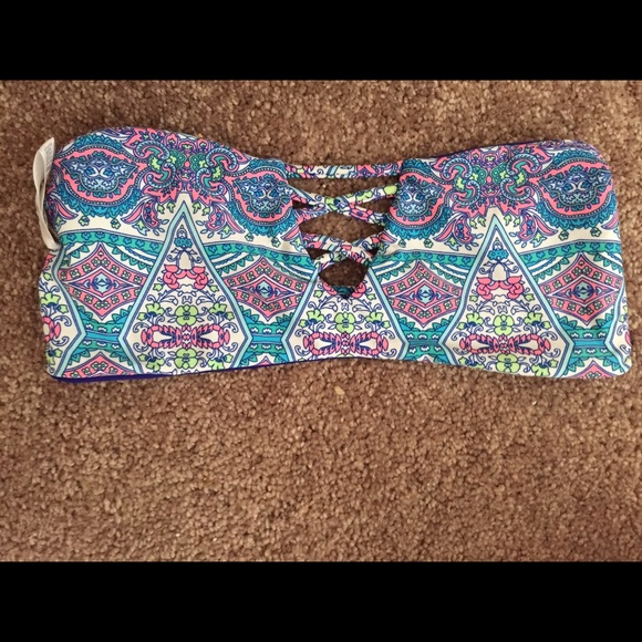 Colorful strapless bathing suit top, reversible