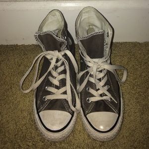 GREY HIGH TOP CONVERSE