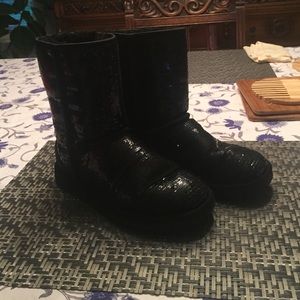 black sparkle uggs